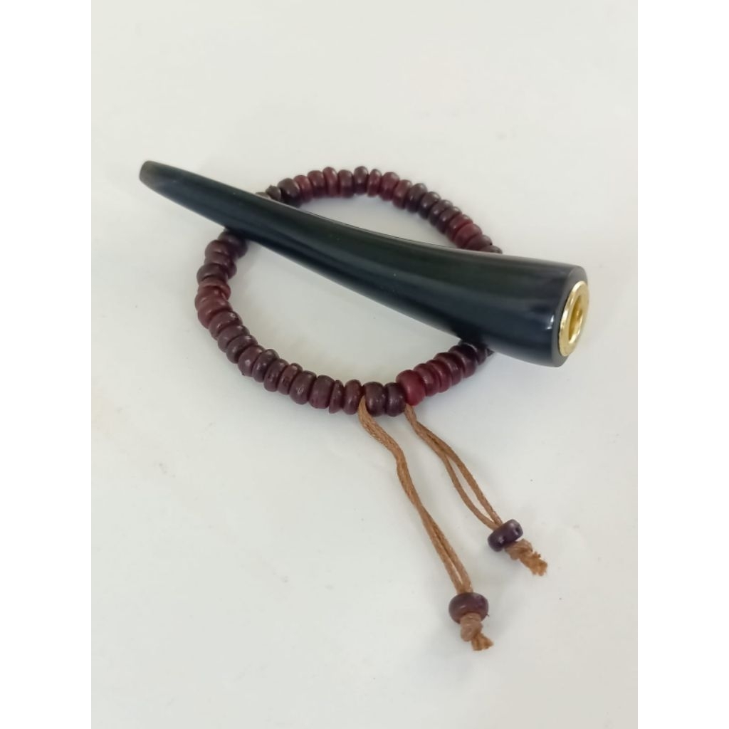 pipa once tanduk kerbau hitam