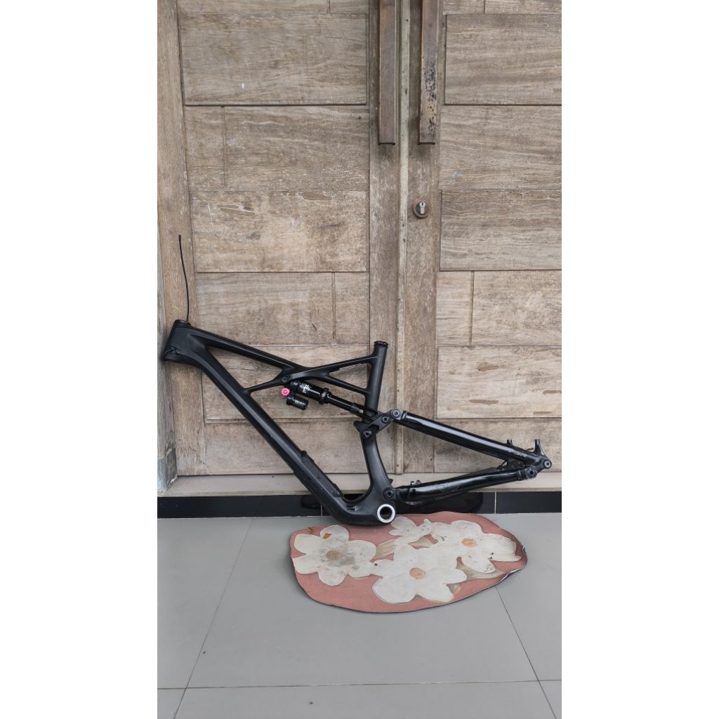 frameset specialized enduro bukan polygon siskiu pivot orbea santacruz megatower