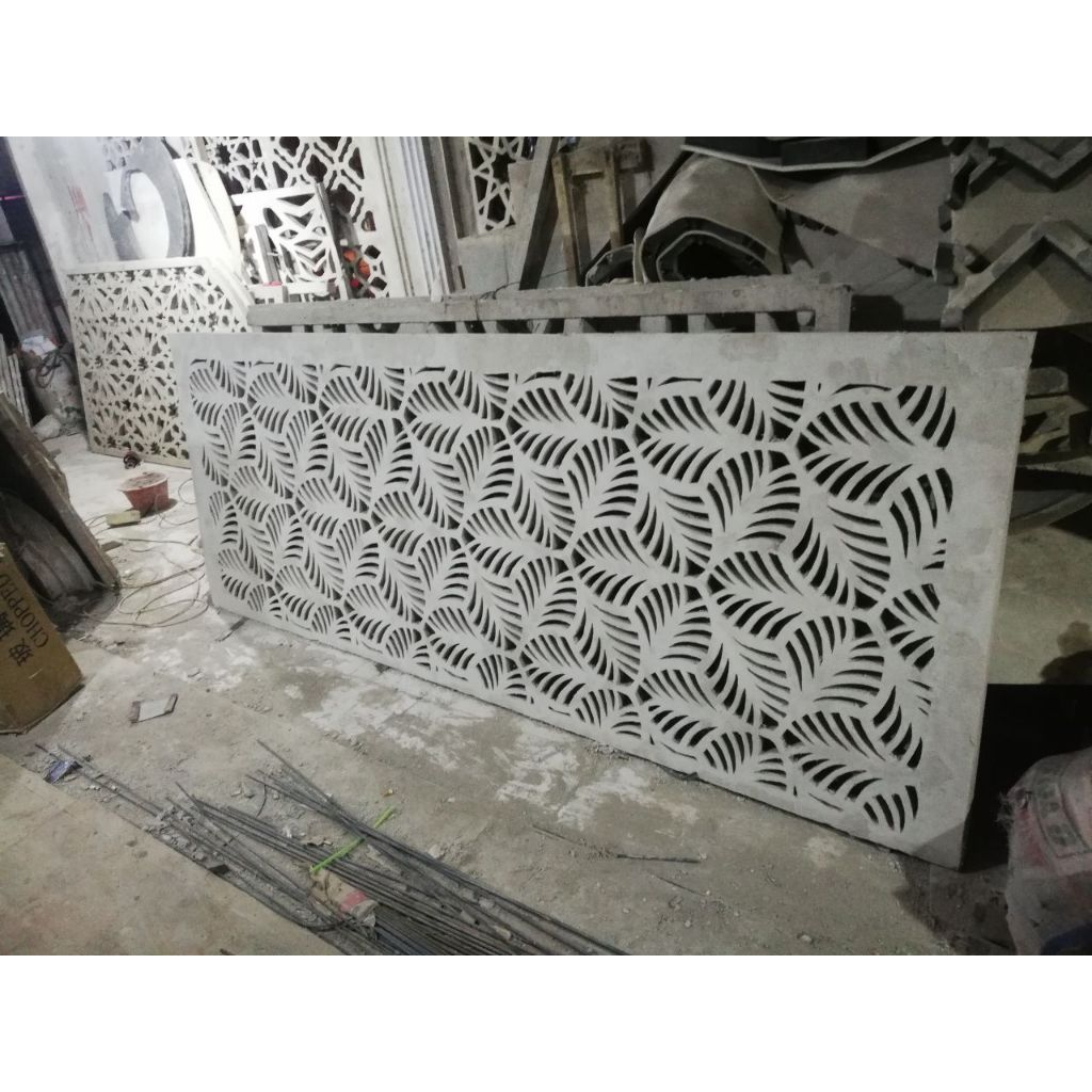 Rahasia rumah kekinian ibu muda = Dinding grc krawangan