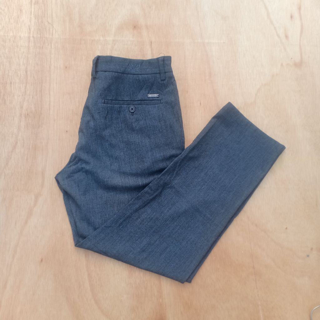 BOTTEGA VENETA CELANA PANJANG second