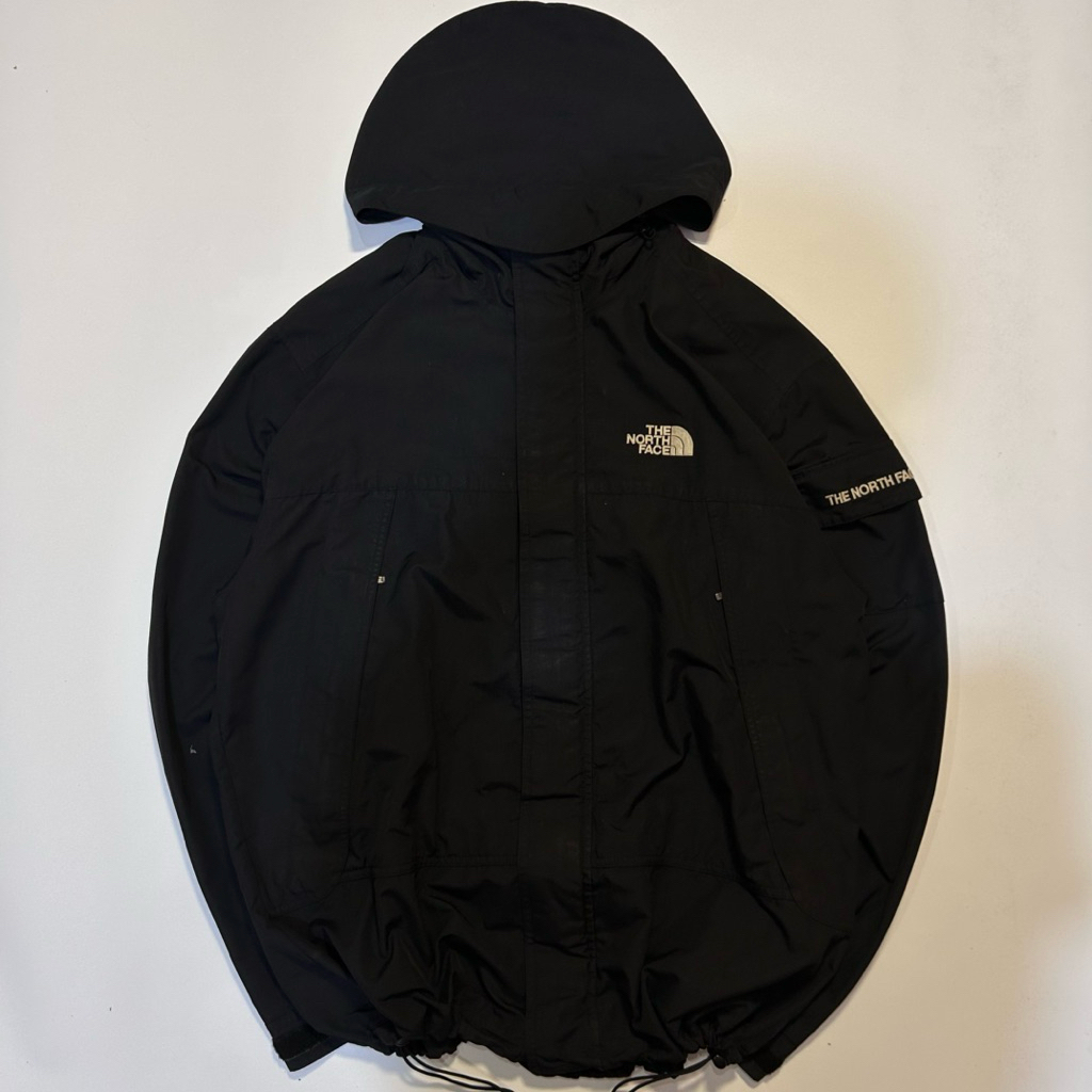 THE NORTH FACE