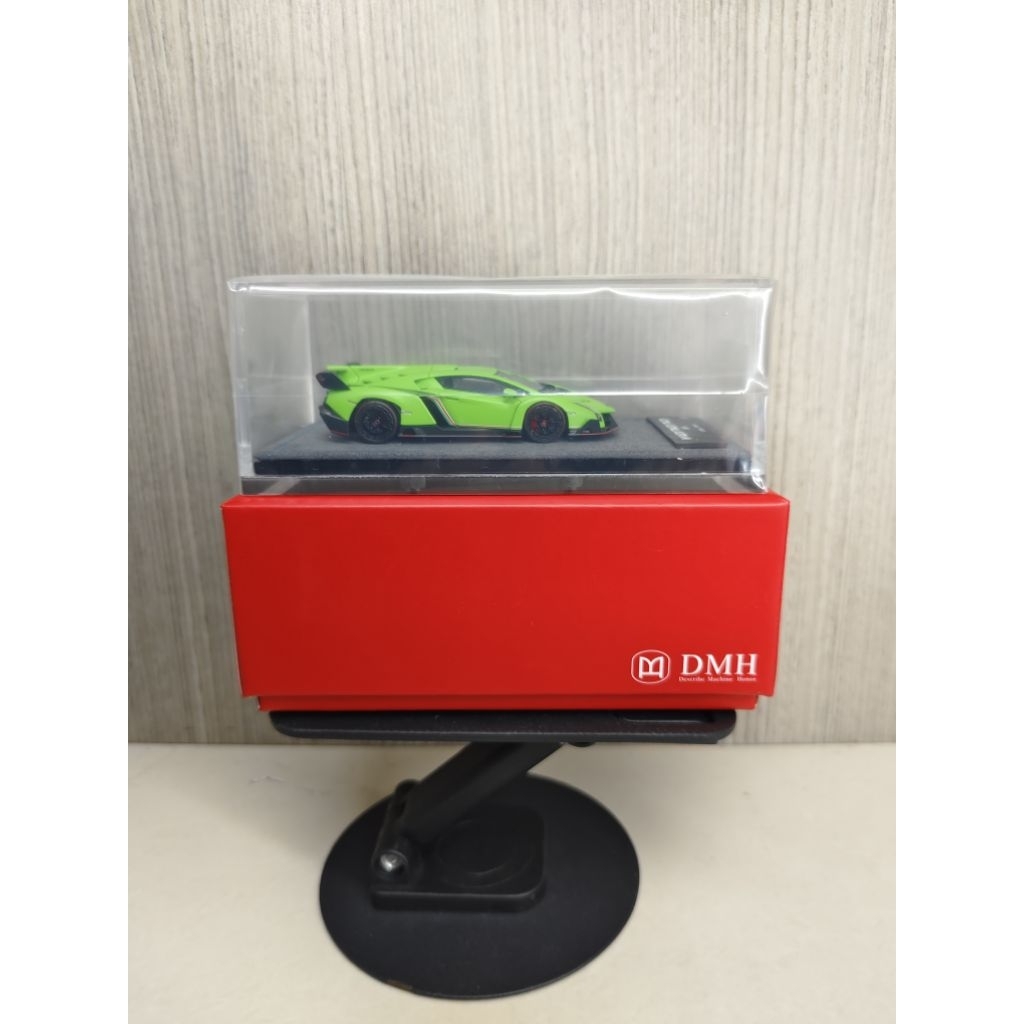 DMH LAMBORGHINI VENENO RESIN 1/64 LIMITED green and black