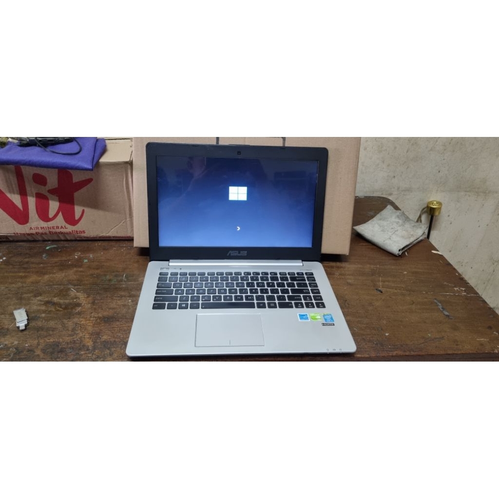 Laptop Asus S451LB intel Core i5 4200U ram 12gb ddr3L ssd 128gb hdd 500gb vga 2gb geforce