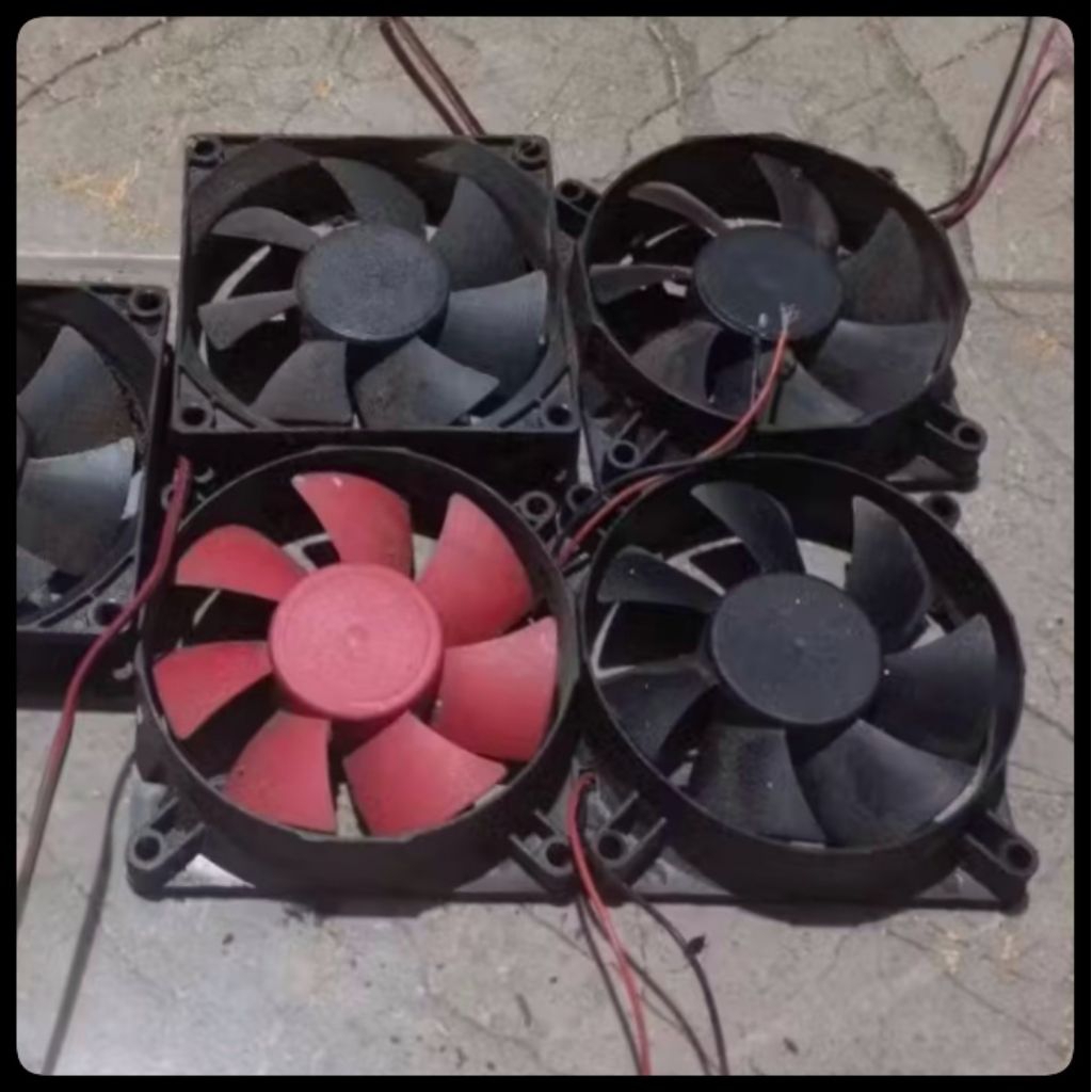 Kipas  8 Cm 12V non Konektor | Bekas Casing PC dan PSU