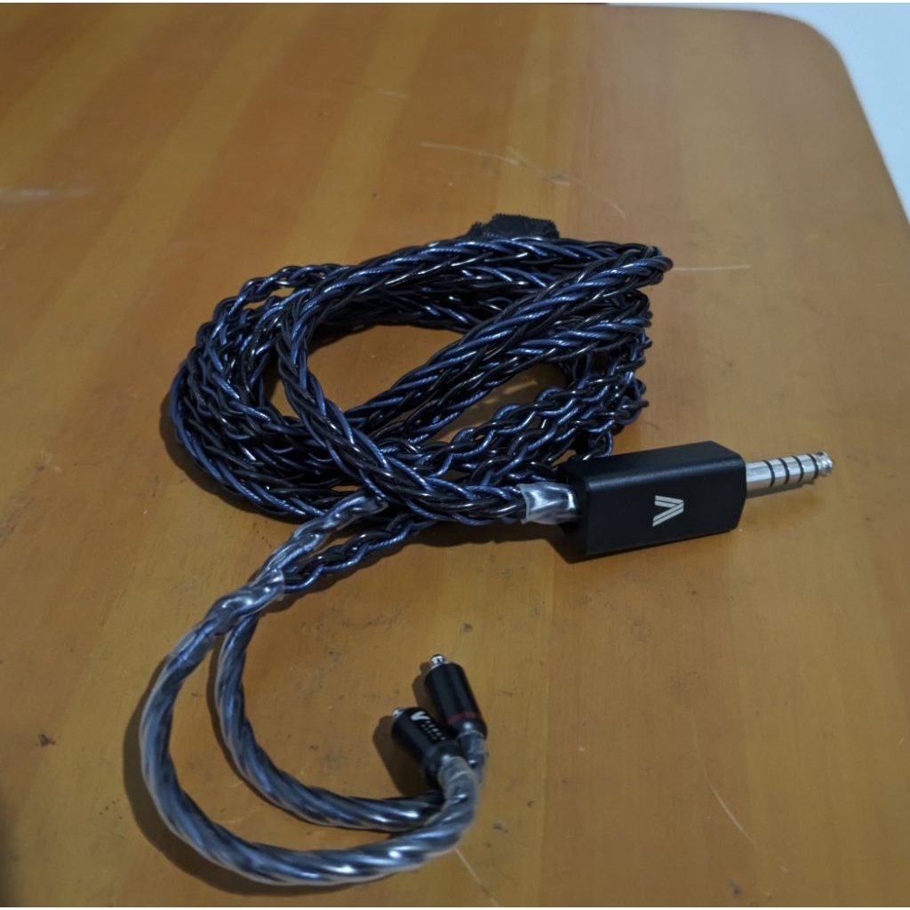 kabel iem verus 4 modi x 4 magni rhdium