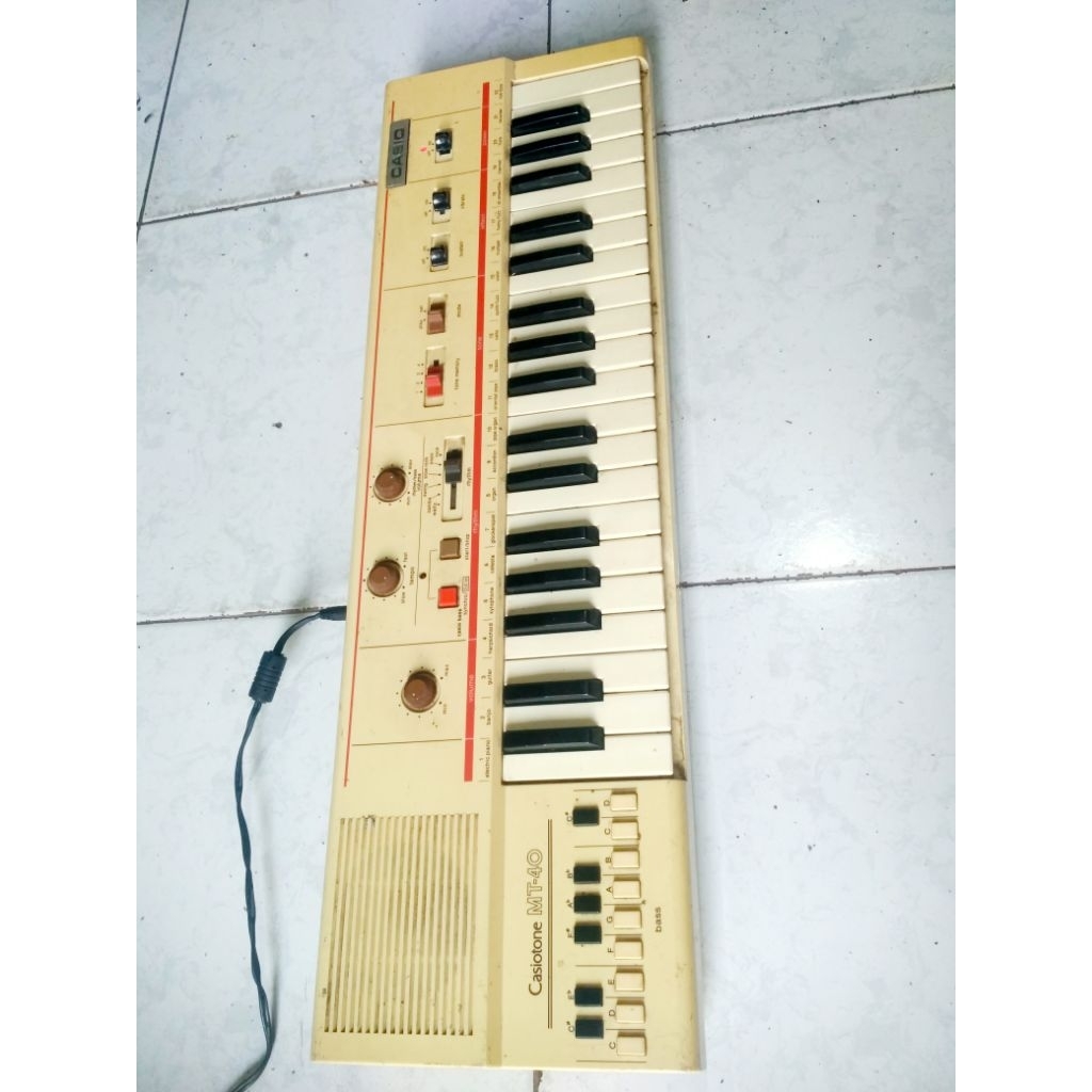 keyboard piano casio tone MT40,normal bekas pemakaian rumah
