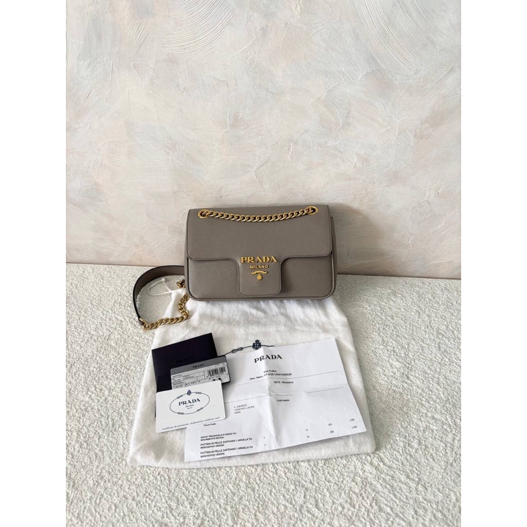 (PRELOVED) Prada Saffiano Soulder Grey GHW 2021