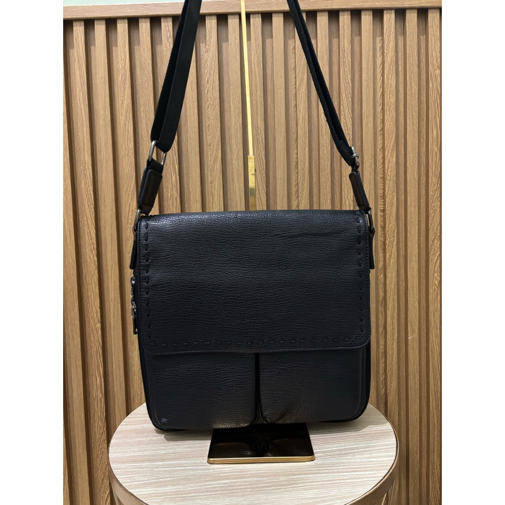 Sling Bag Omar Sharif Leather