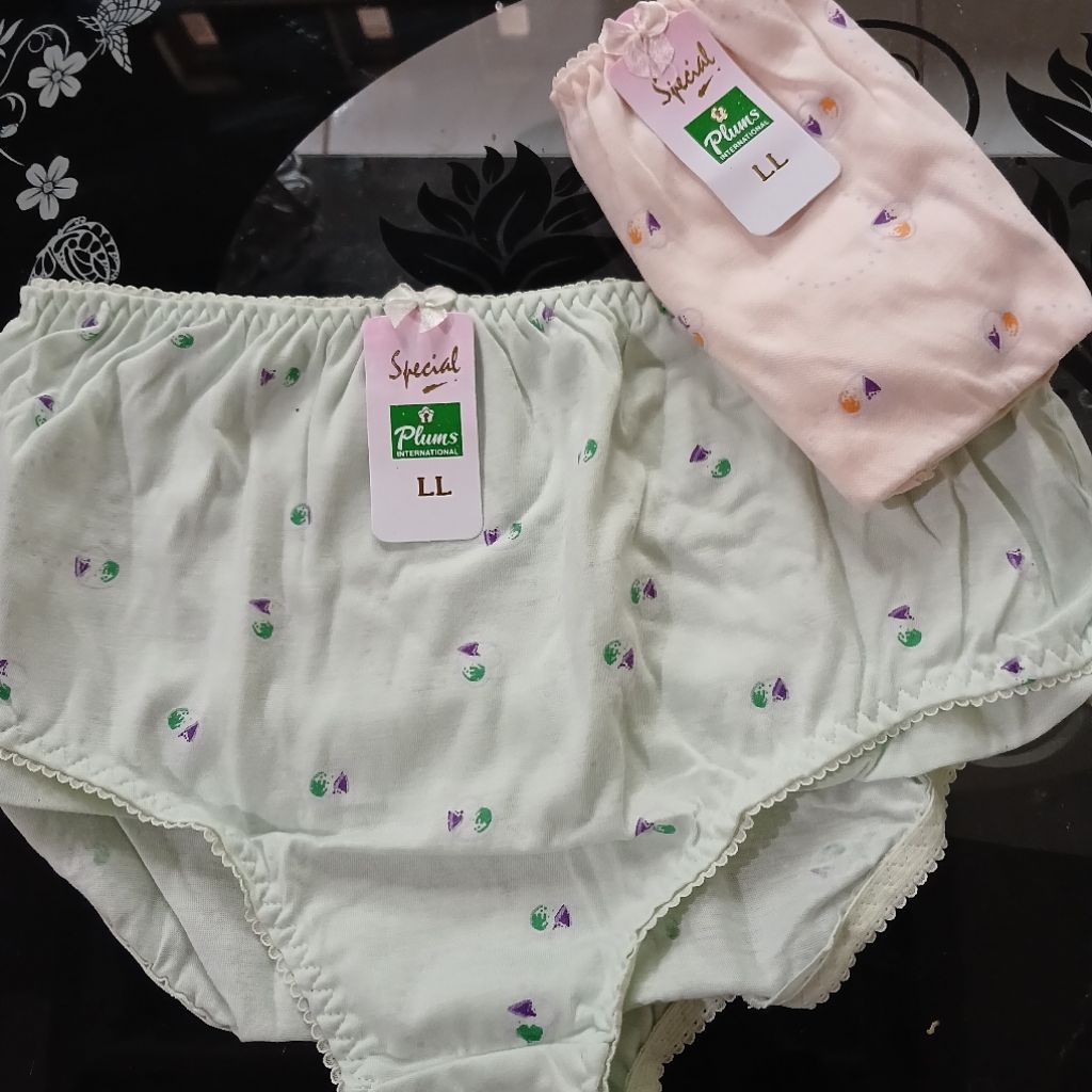 CELANA DALAM PLUM 589