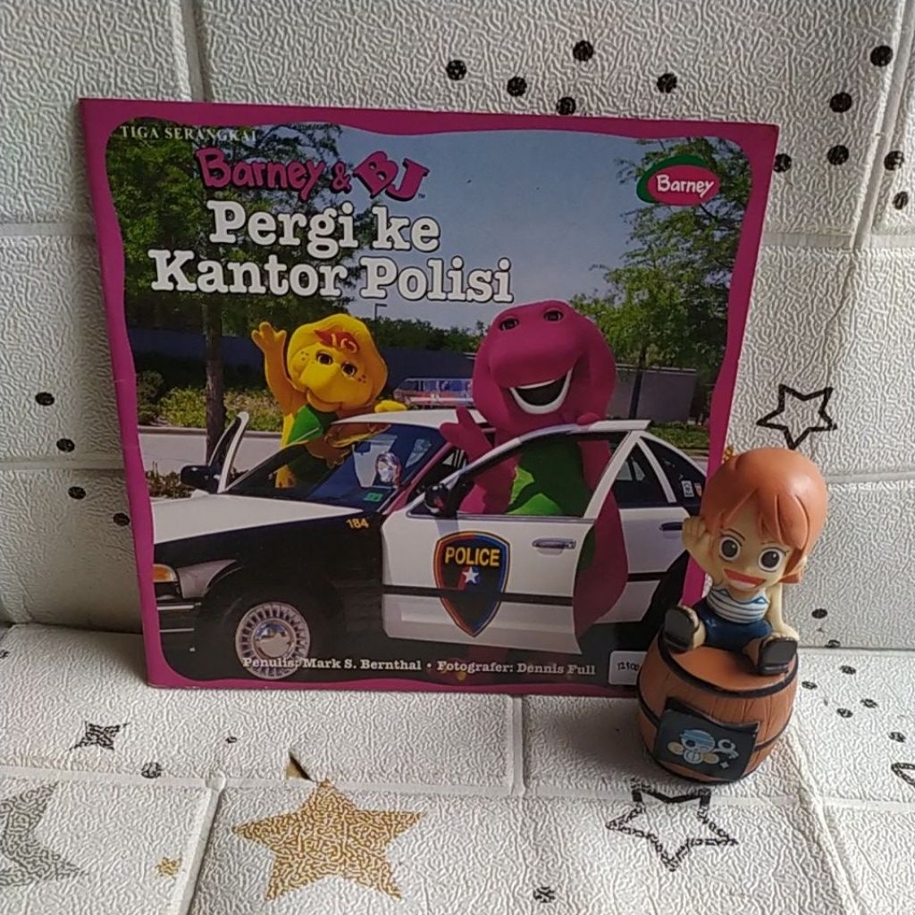 Buku Anak Barney