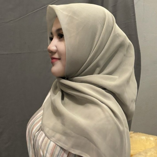 paris japan segi empat premium