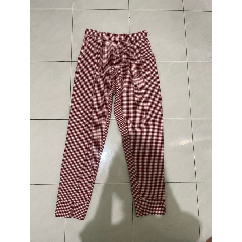 Celana Tartan Merah
