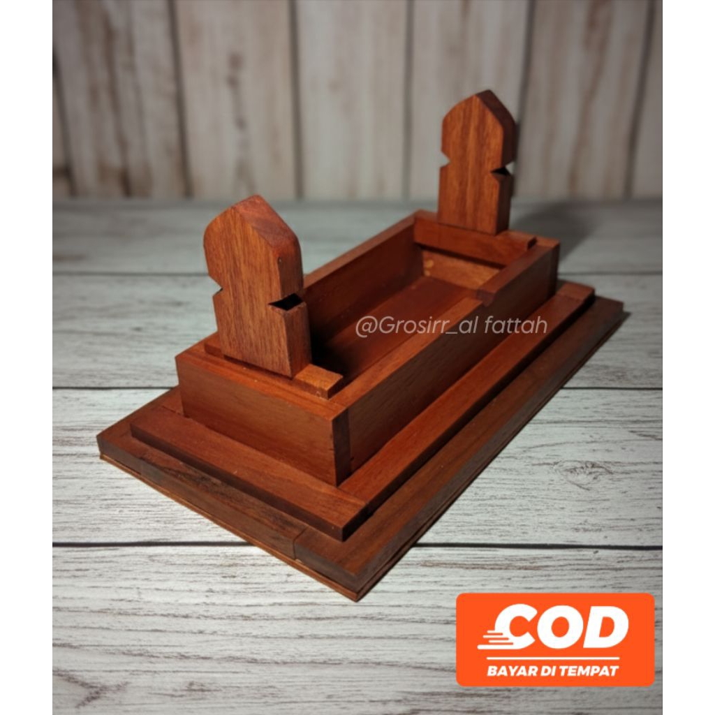 ASBAK UNIK MAESAN/KUBURAN DARI KAYU