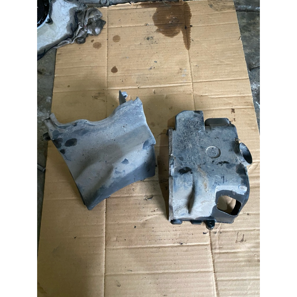 Cover tutup mesin kanan kiri suzuki spin 125 skywave skydrive original lepasan copotan motor
