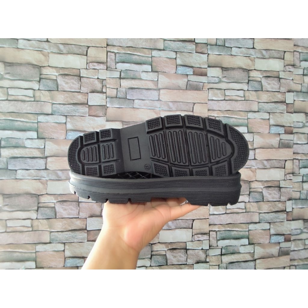 Sol sepatu docmart sepatu