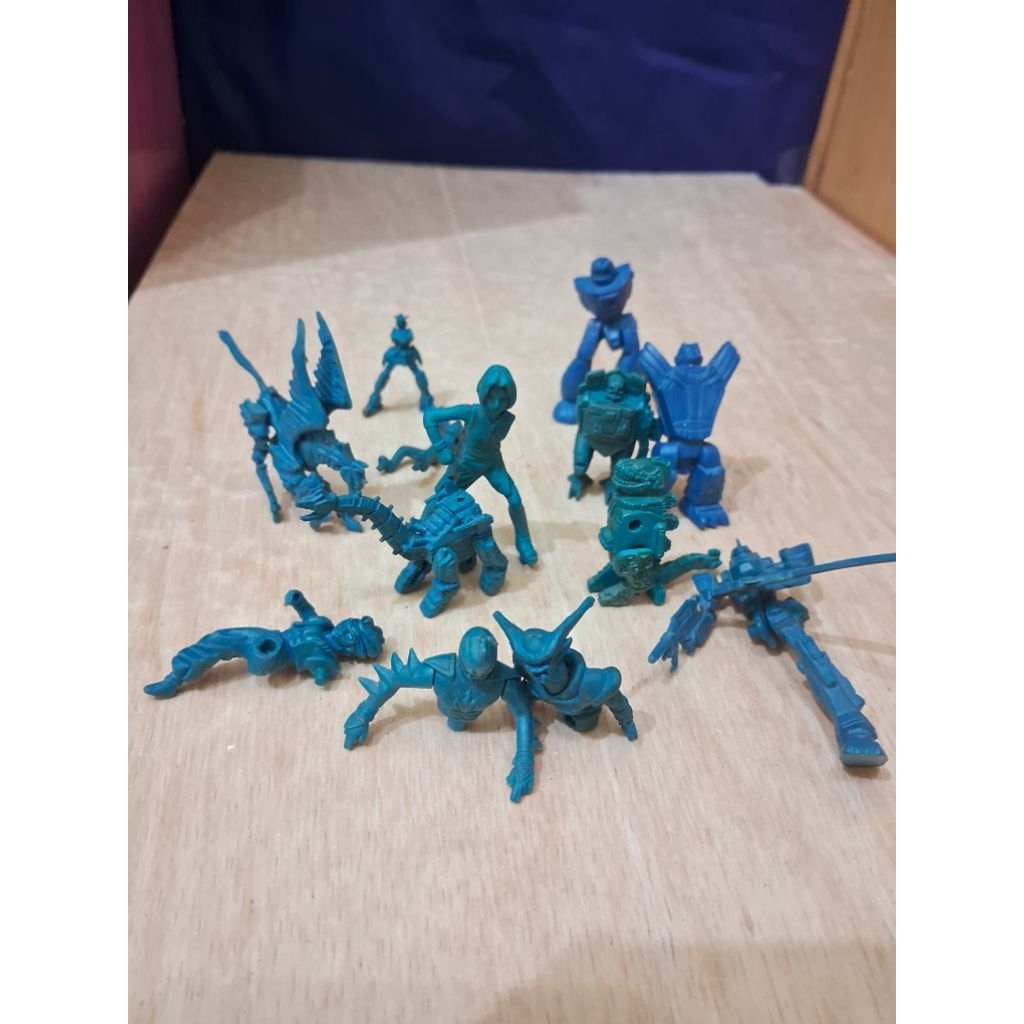 Mainan Figure Karet Jadul Nostalgia JUNK Tidak Bagus Rusak Tidak Lengkap Figure Karet abang abang SD