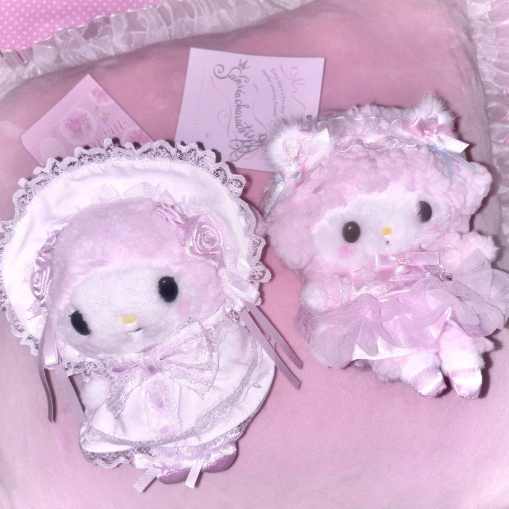 [ready] trinkets plush keychain sanrio sweet piano ballerina my melody white frill sugar bunnies mom