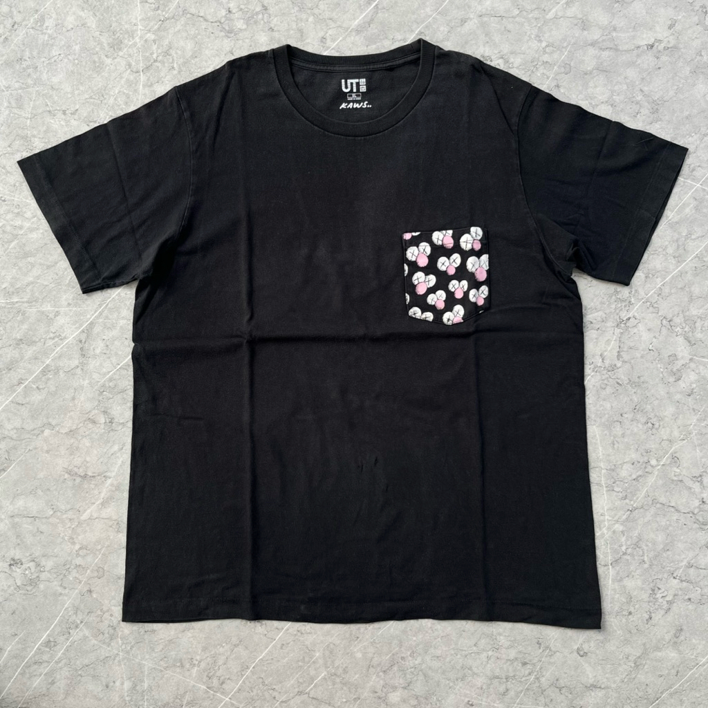 KAOS UNIQLO x KAWS BLACK SECOND