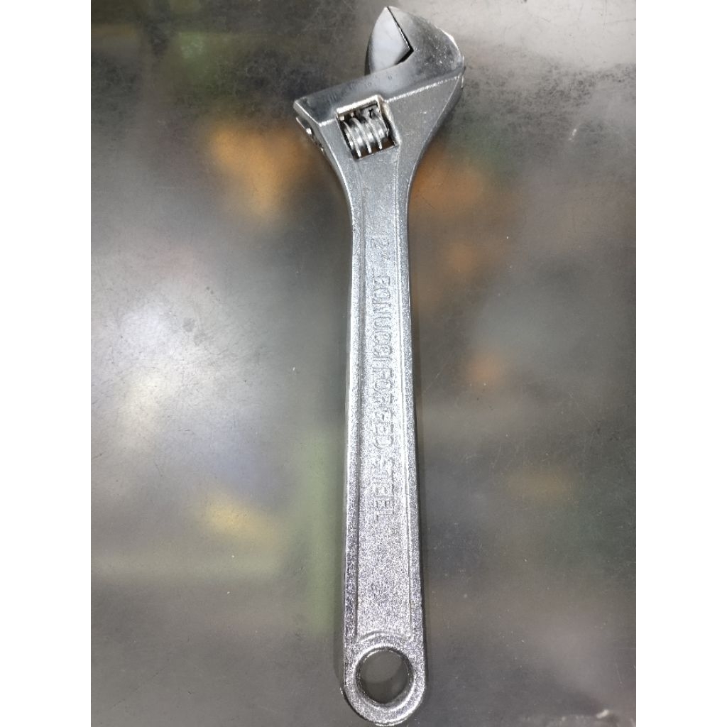 KUNCI INGGRIS 12"INCH MEREK BONUCCI FORGED STEEL