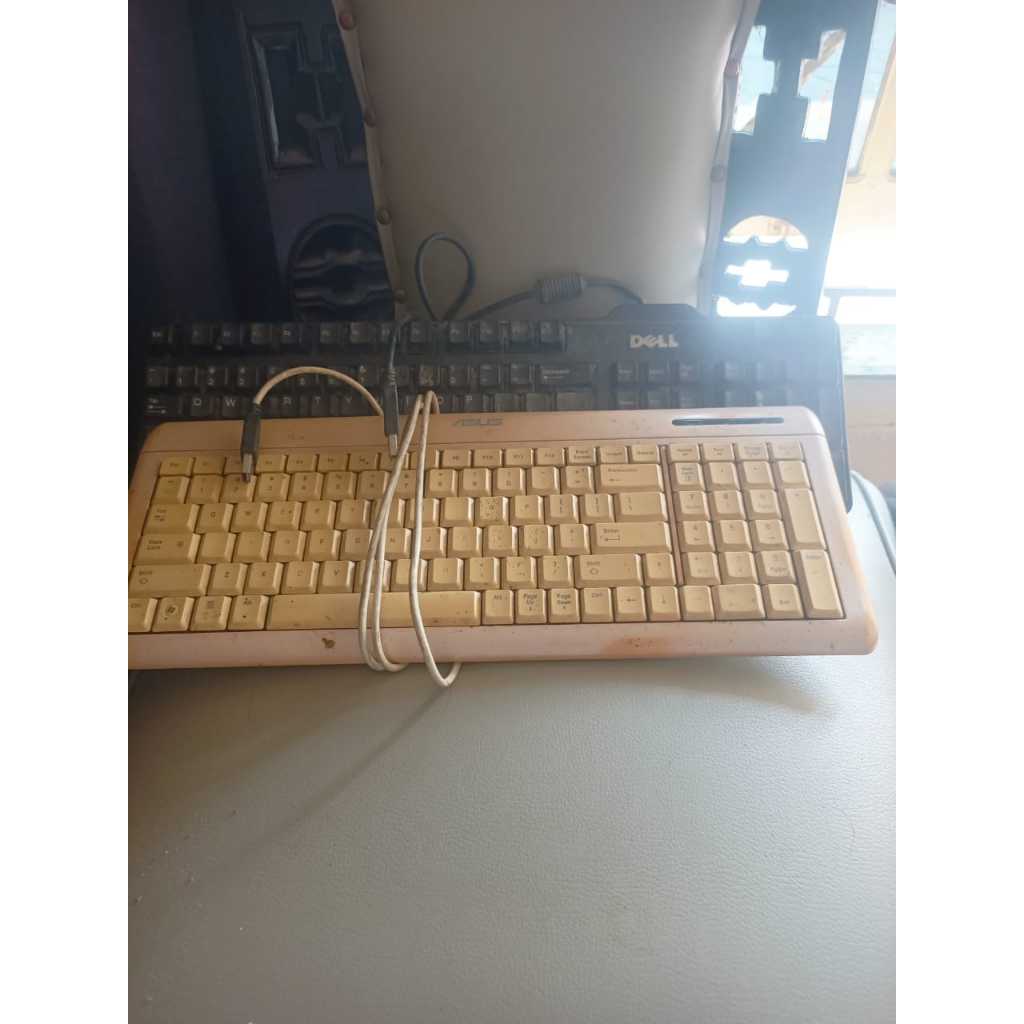KEYBOARD USB MERK DELL DAN ASUS