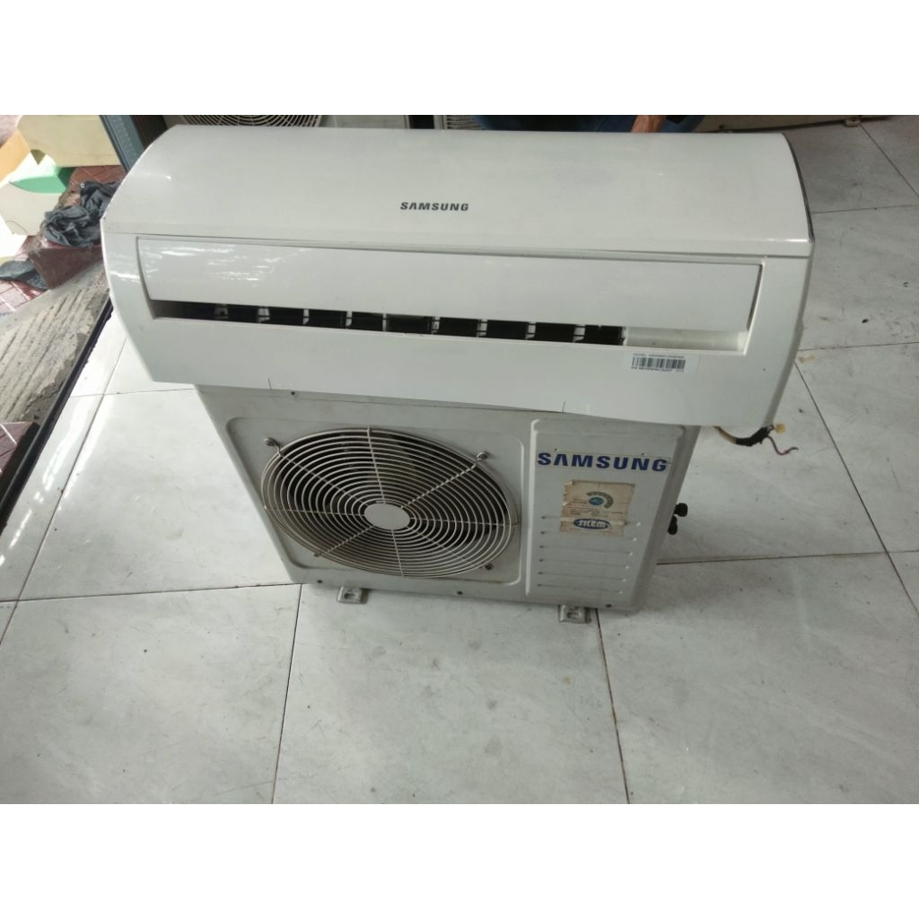 ac split second Samsung 1/2pk