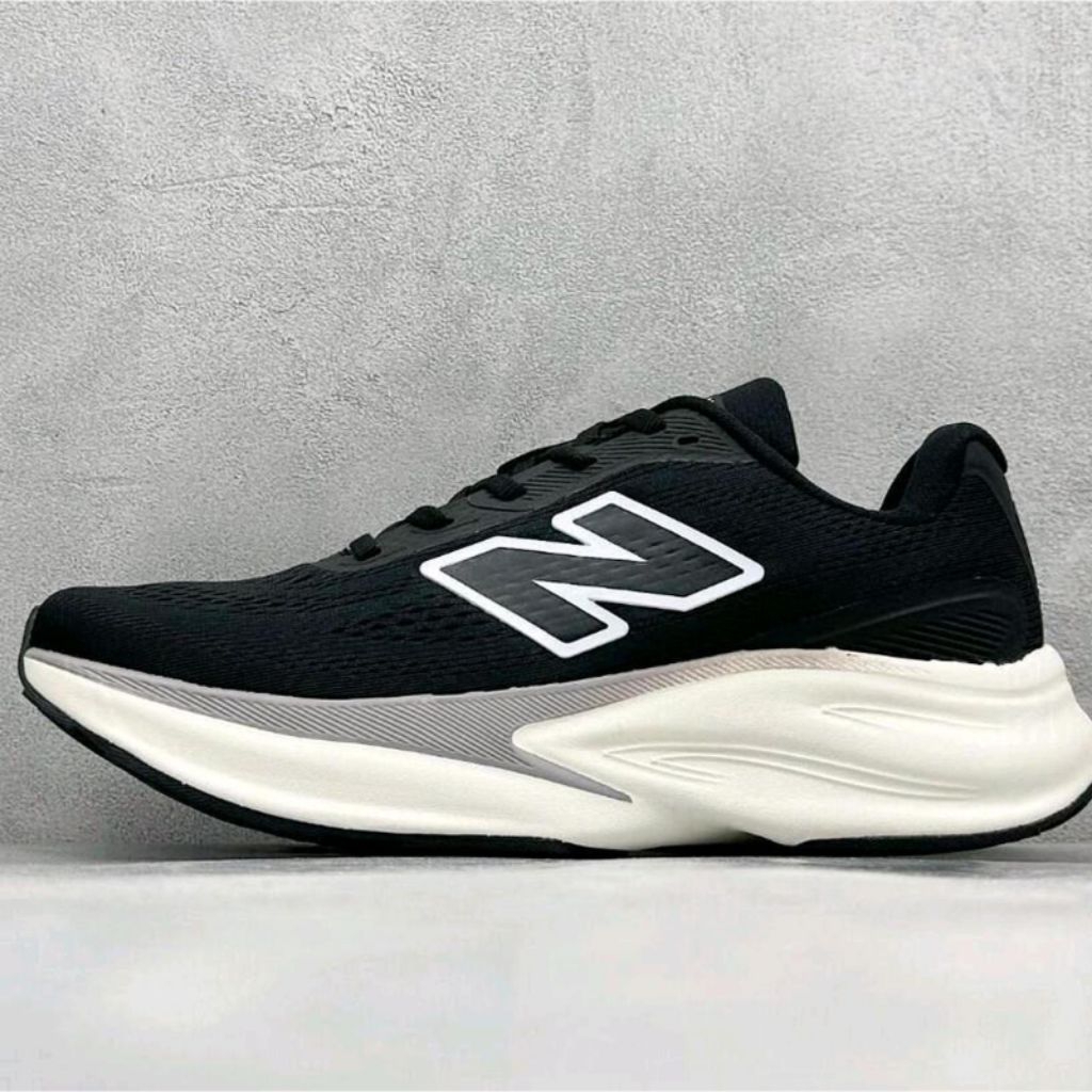 Sepatu Lari New Balance Fresh Foam X More V6 Black/White Running Outdoor
