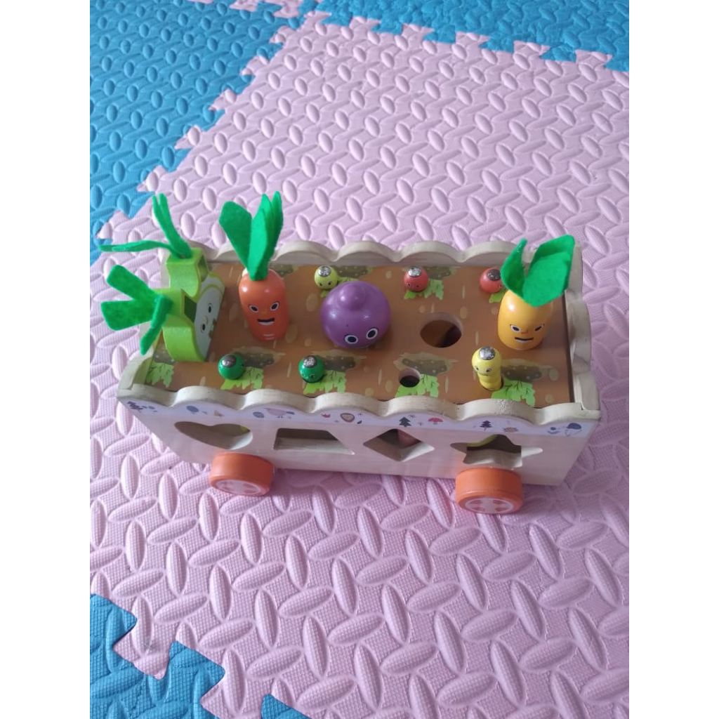 mainan montessori bekas playground