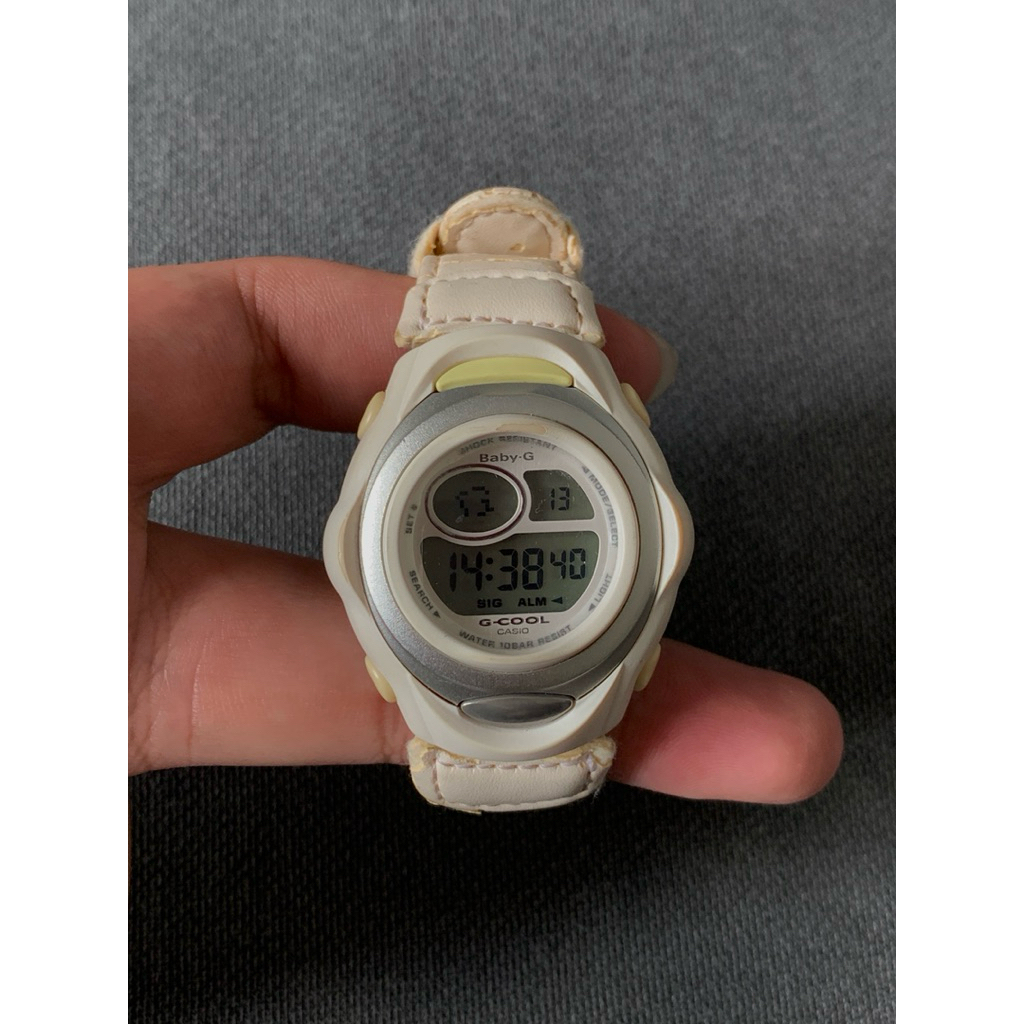 Casio G-Cool BGC-100 (Baby G)