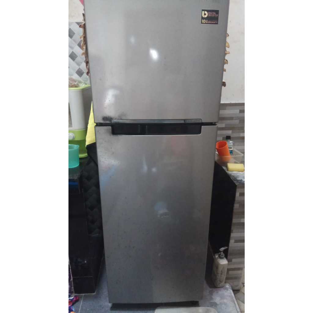 Rak Botol Kulkas Copotan Kulkas Samsung Inverter 2 Pintu Model RT 18 sd 25 Pernah Dipakai