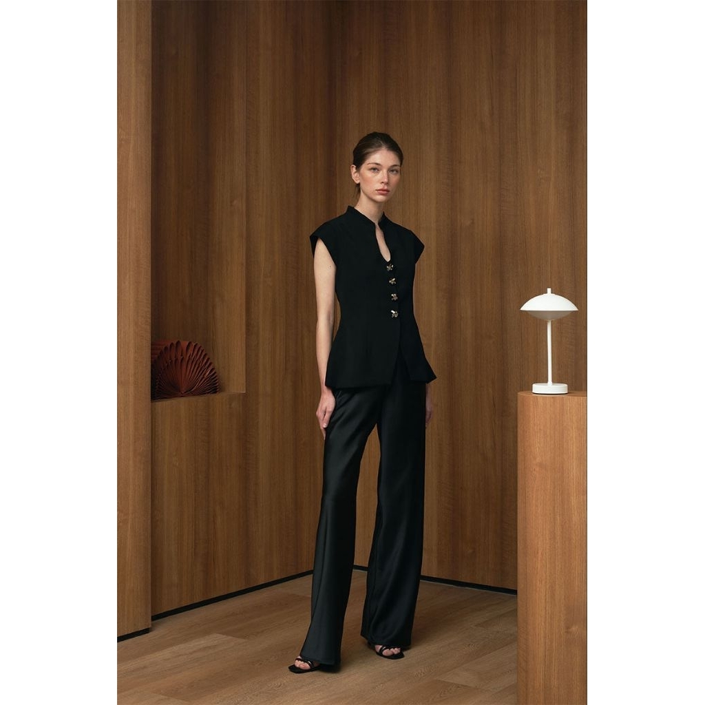 Duma Official Joya Top Black size Small