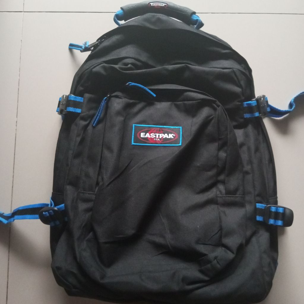 Tas Ransel Backpack Eastpak USA