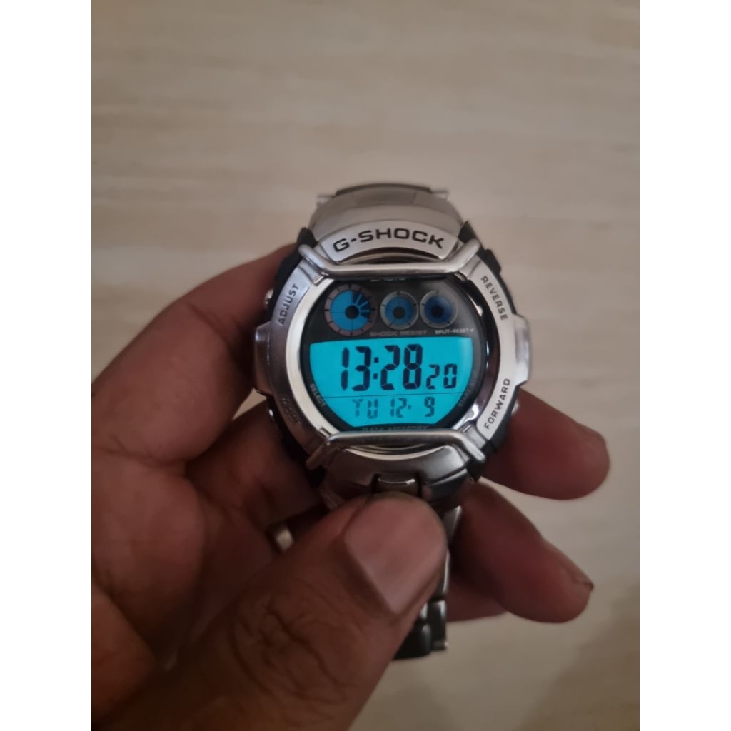 Casio G-SHOCK G-3110 (used/second)vintage Rare item layar duplek/ dua layer dan 2 warna bisa di ubah