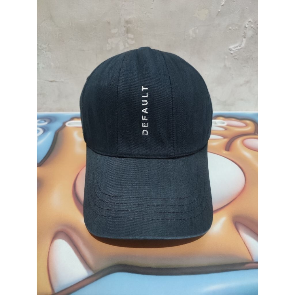 Topi Caps Default Hitam