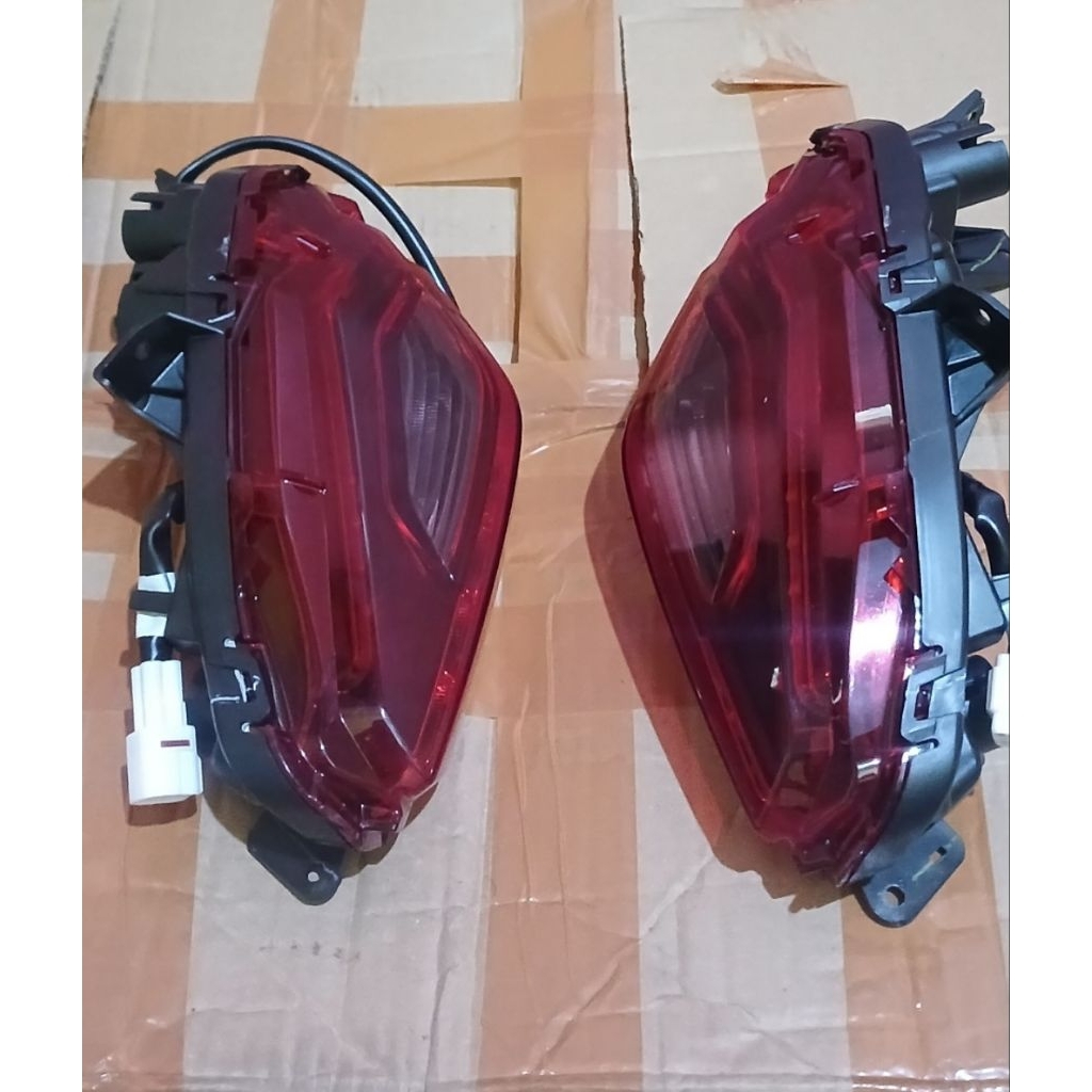 STOP LAMP LAMPU BELAKANG XMAX 250 LAMPU STOP STOPLAMP XMAX 250 2023