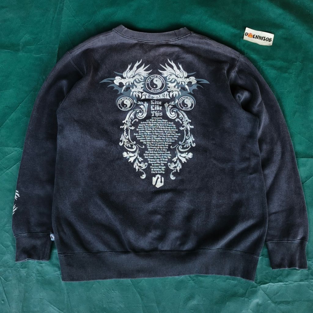 T&C surf crewneck switer sweater tulisan gambar art poem dragon naga vintage goth skate emo punk y2k