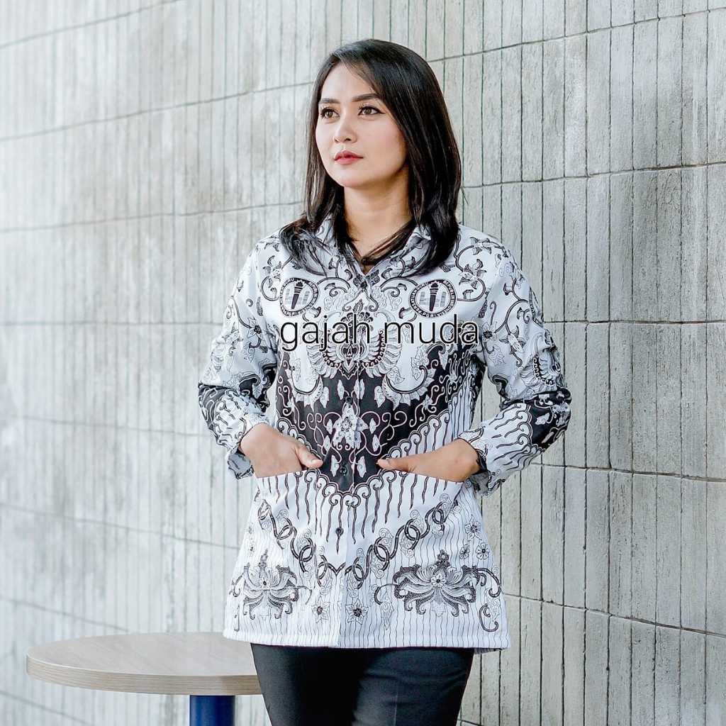 Gajah muda BATIK PGRI PERSATUAN GURU REPUBLIK INDONESIA) KAIN PGRI