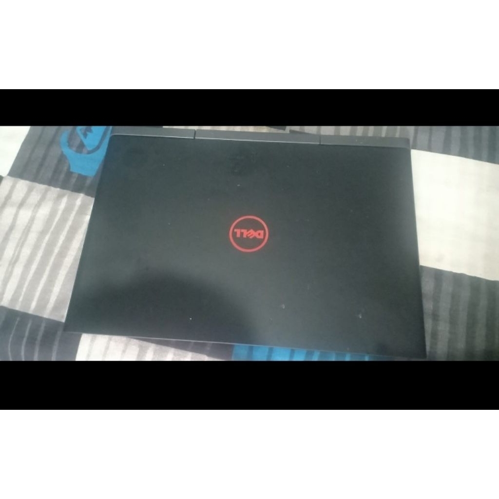 Dell inspiron 15 7000 laptop gaming i7