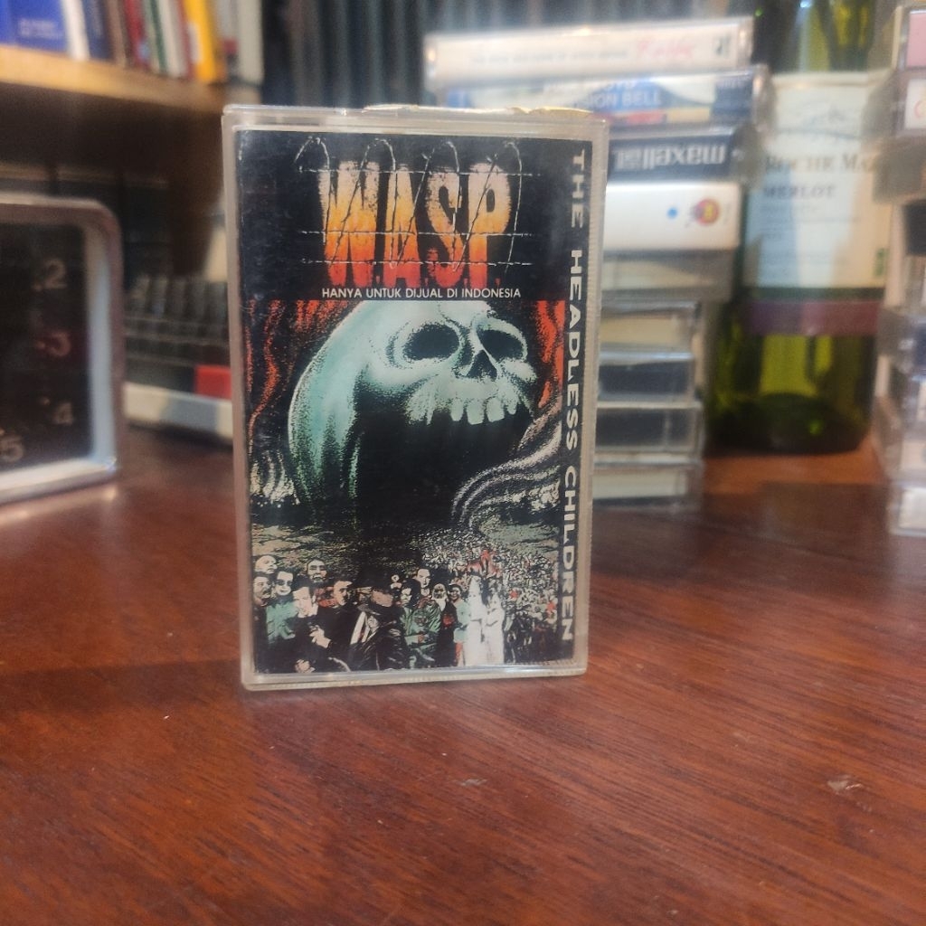 Kaset Pita WASP The Headless Children