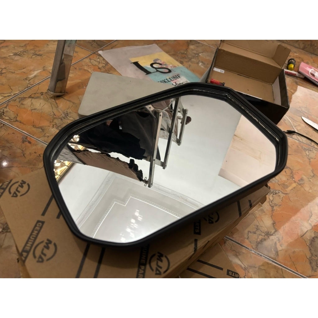 KACA SPION ISUZU ELF NMR71 ORI IMPORT