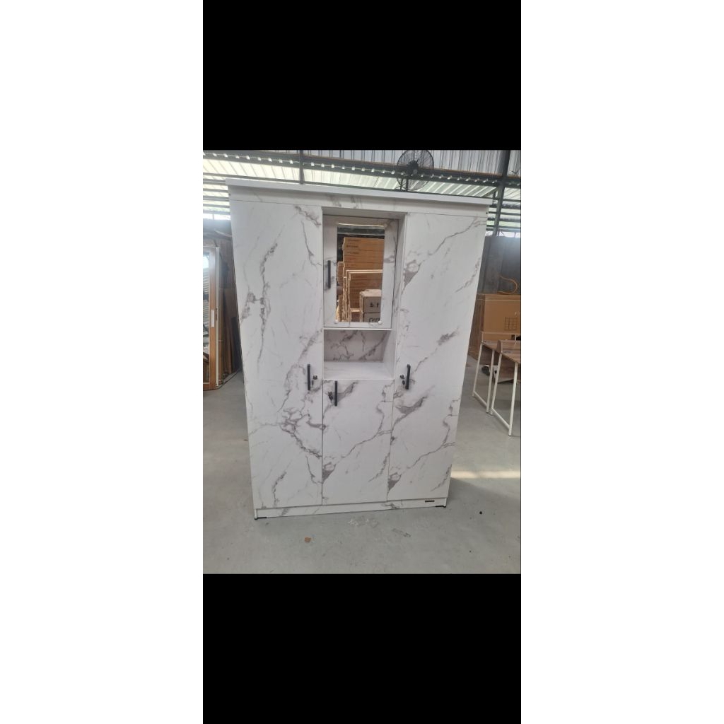 KHUSUS DENPASAR-BALI. Lemari pakaian 3 pintu 180 KM marble