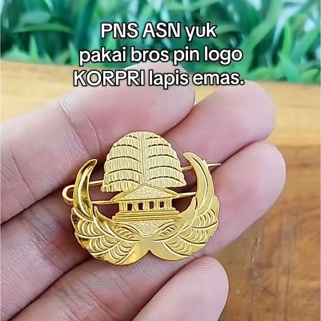 Pin Korpri Premium lapis emas peniti bros & magnet