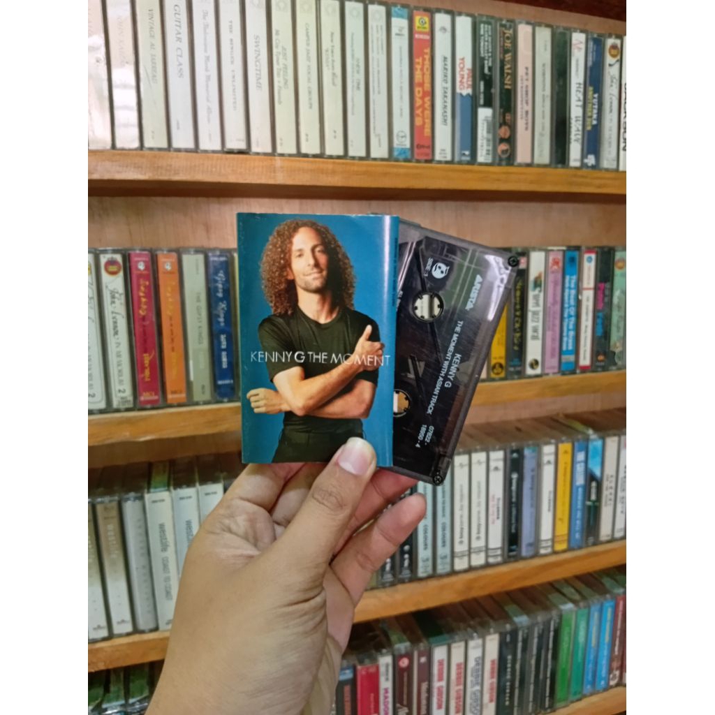 Kaset Pita Kenny G