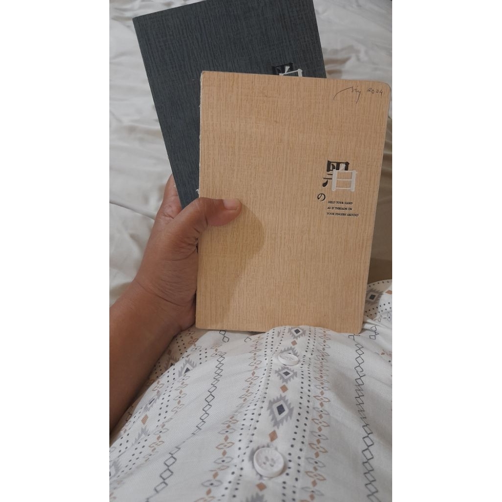 Jasa Cipta Lagu dan Tulis Buku