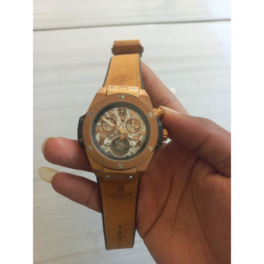 jam tangan Hublot automatic