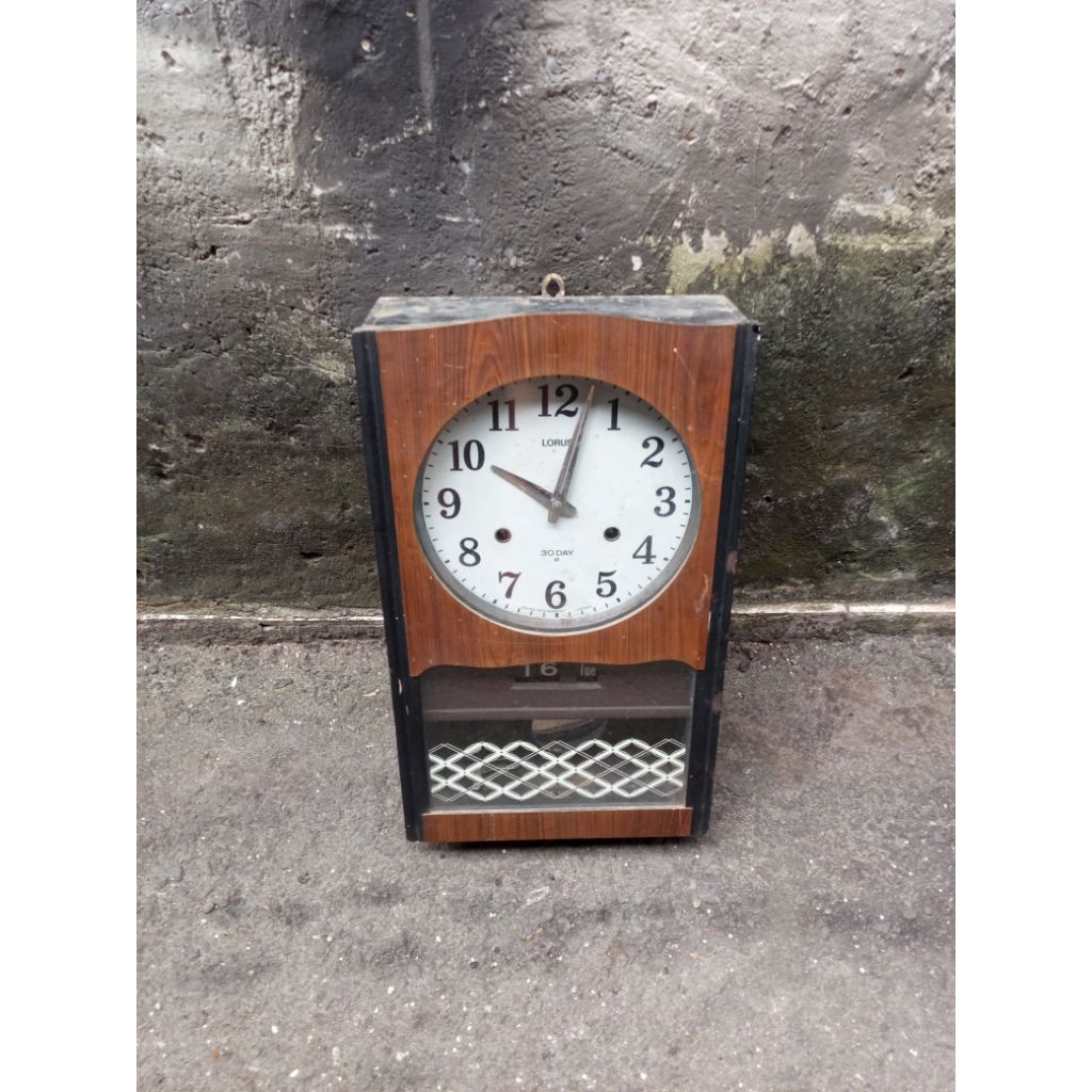 Jam Dinding Lorus Japan Jam Antik Jam Jadul Jam Kuno Jam Kayu Retro Masih berfungsi