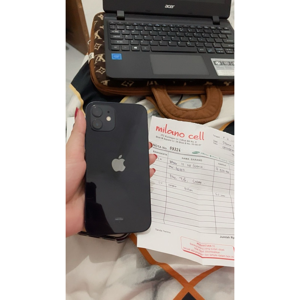 jual cepat iphone 12 ibox like new  fullset