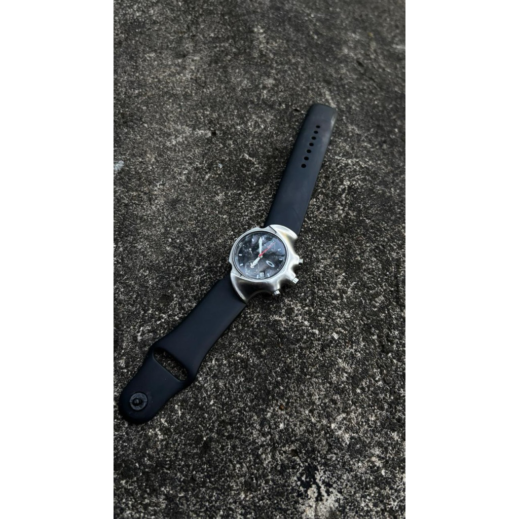 JAM TANGAN OAKLEY / OAKLEY 10 BAR HYDROPHOBIC WATCH