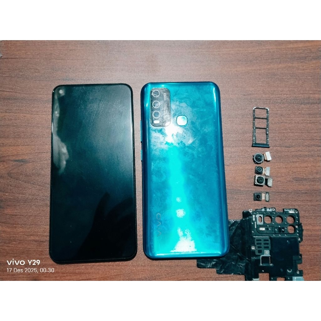 lcd + frem + backdoor  copotan vivo y30i dan part camera