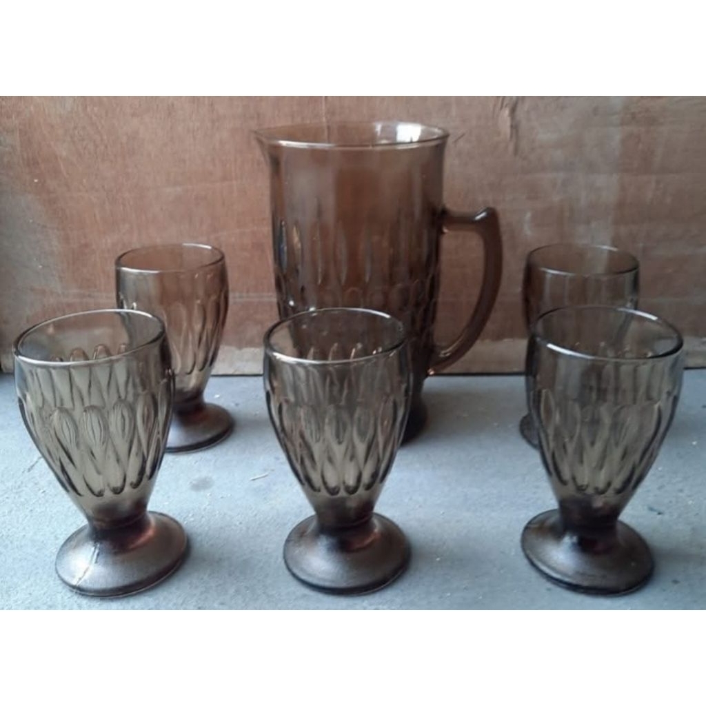 #taaset kaca #cangkir kristal #teko lama #gelas pajangan #vintage hiasan