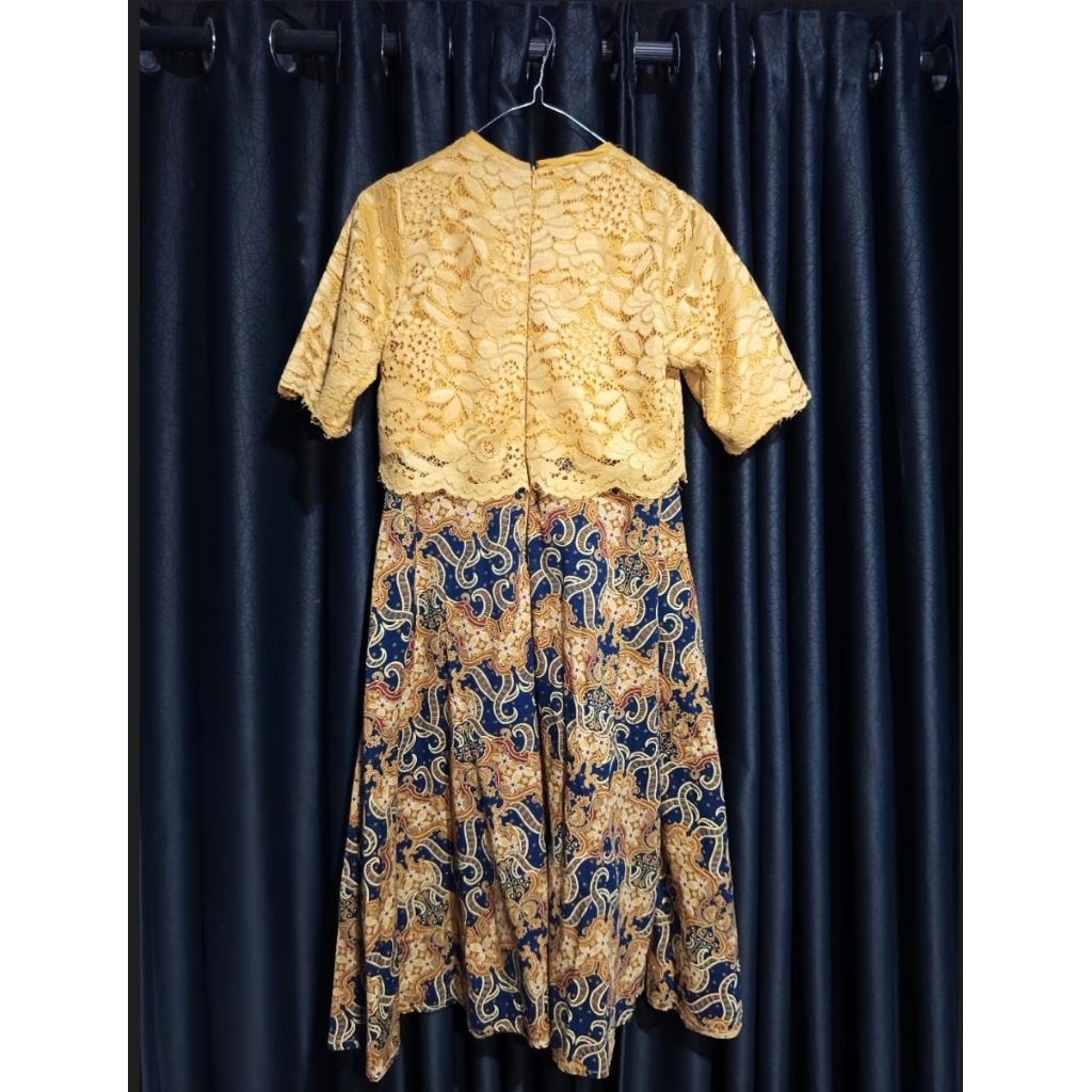 dress brukat batik midi dress dress kondangan anak (preloved)